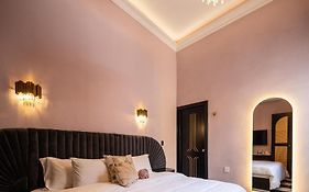 Holt Hotel De Mi Independencia King Room